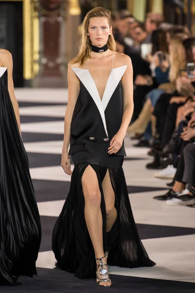 Look 95